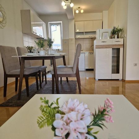 Kamche Lux Apartment สโกเปีย ภายนอก รูปภาพ