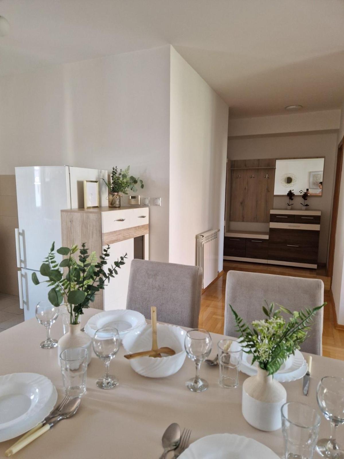 Kamche Lux Apartment สโกเปีย ภายนอก รูปภาพ