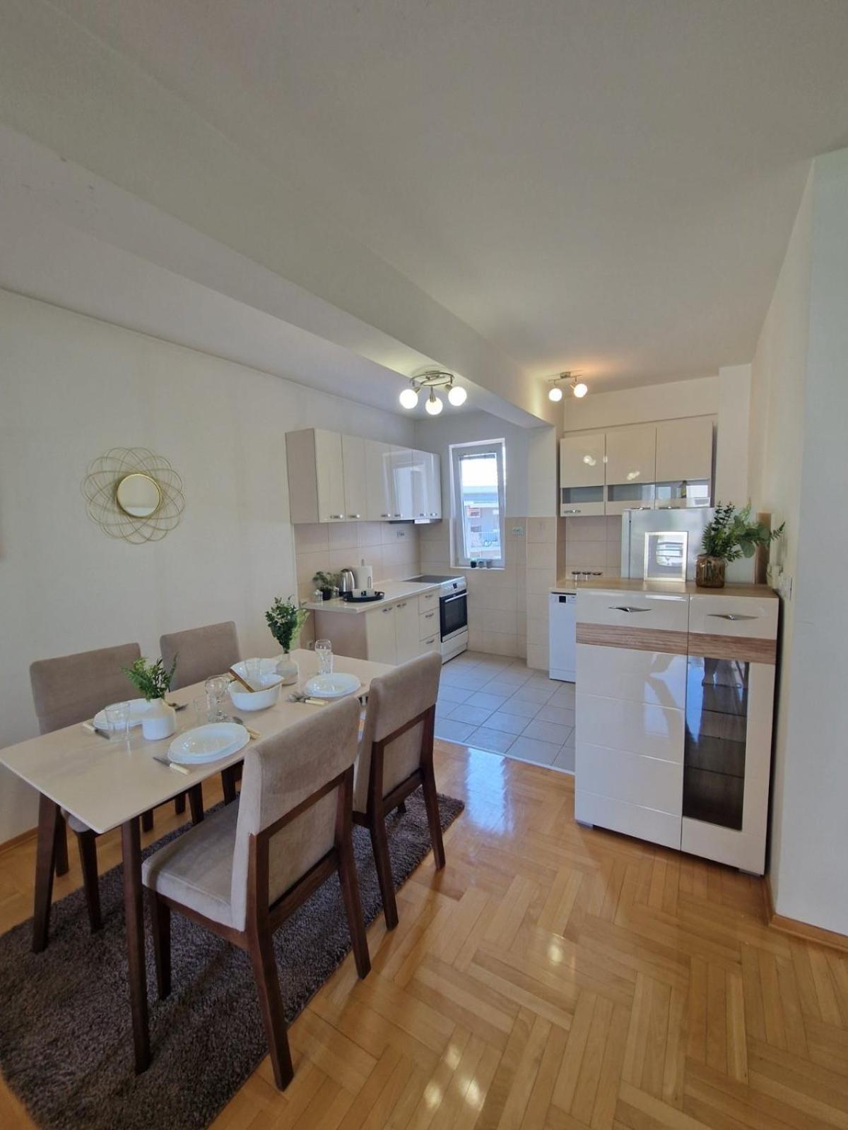 Kamche Lux Apartment สโกเปีย ภายนอก รูปภาพ