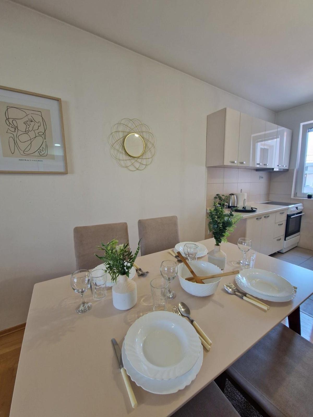 Kamche Lux Apartment สโกเปีย ภายนอก รูปภาพ