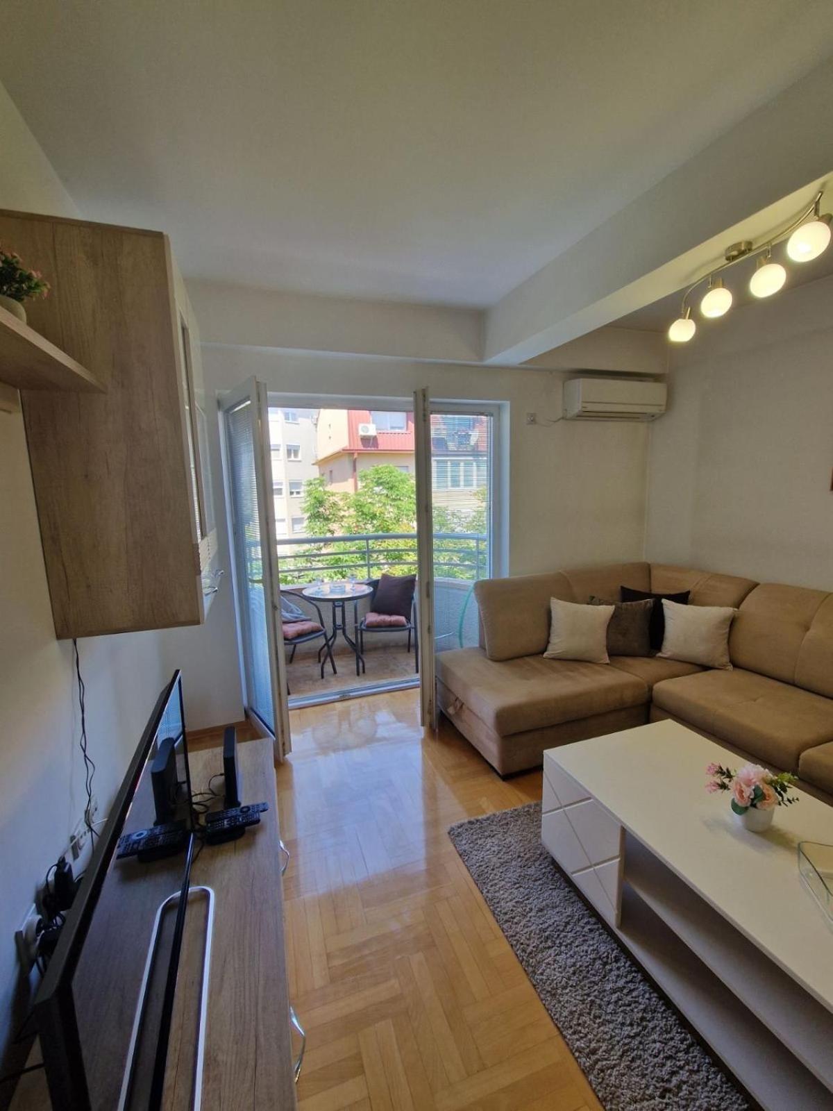 Kamche Lux Apartment สโกเปีย ภายนอก รูปภาพ